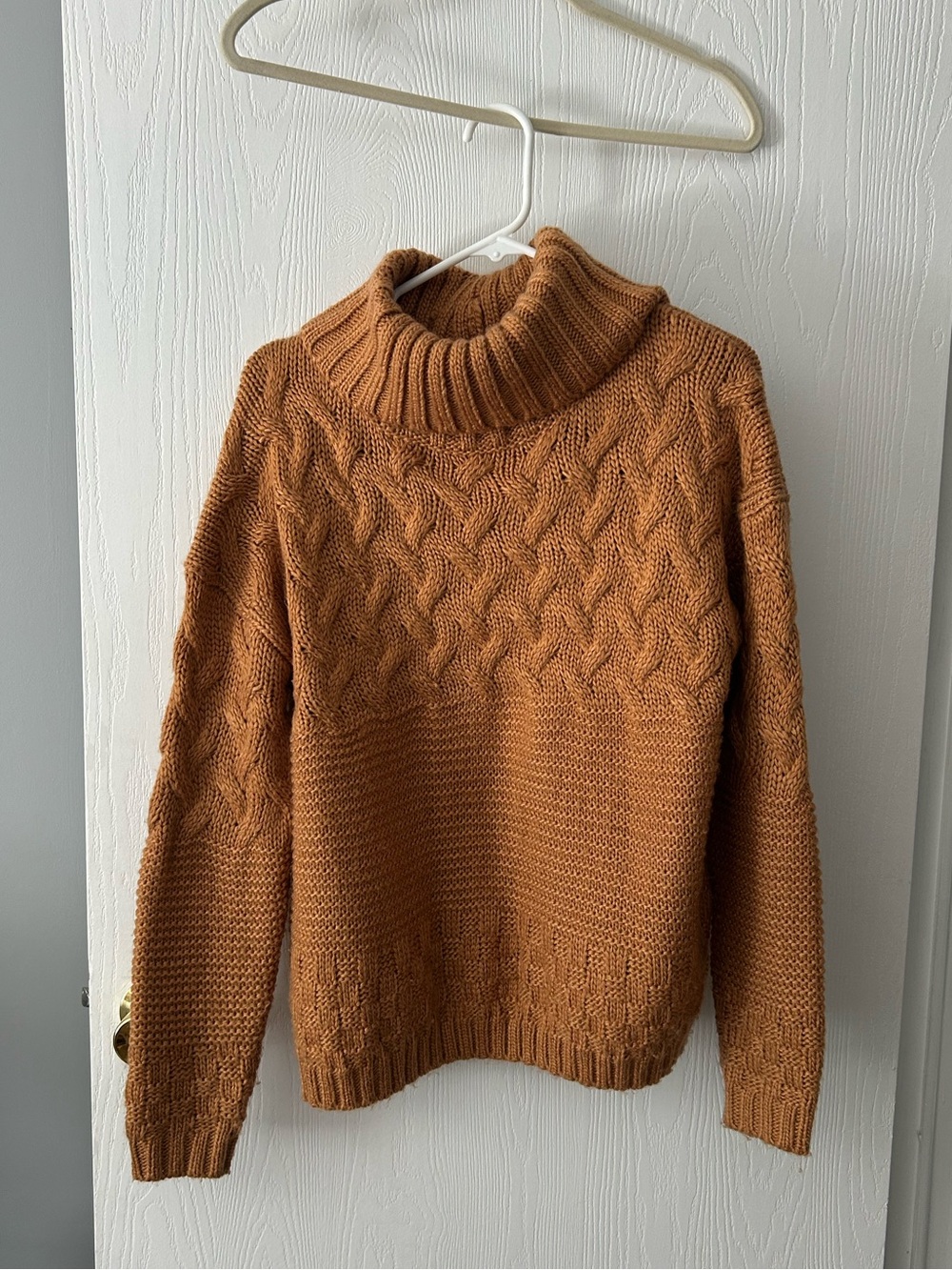 Vestique Sweater